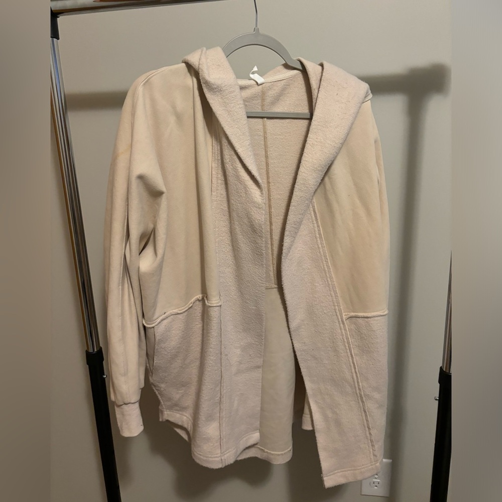 Oversized cream cardigan hoodie - size M/L